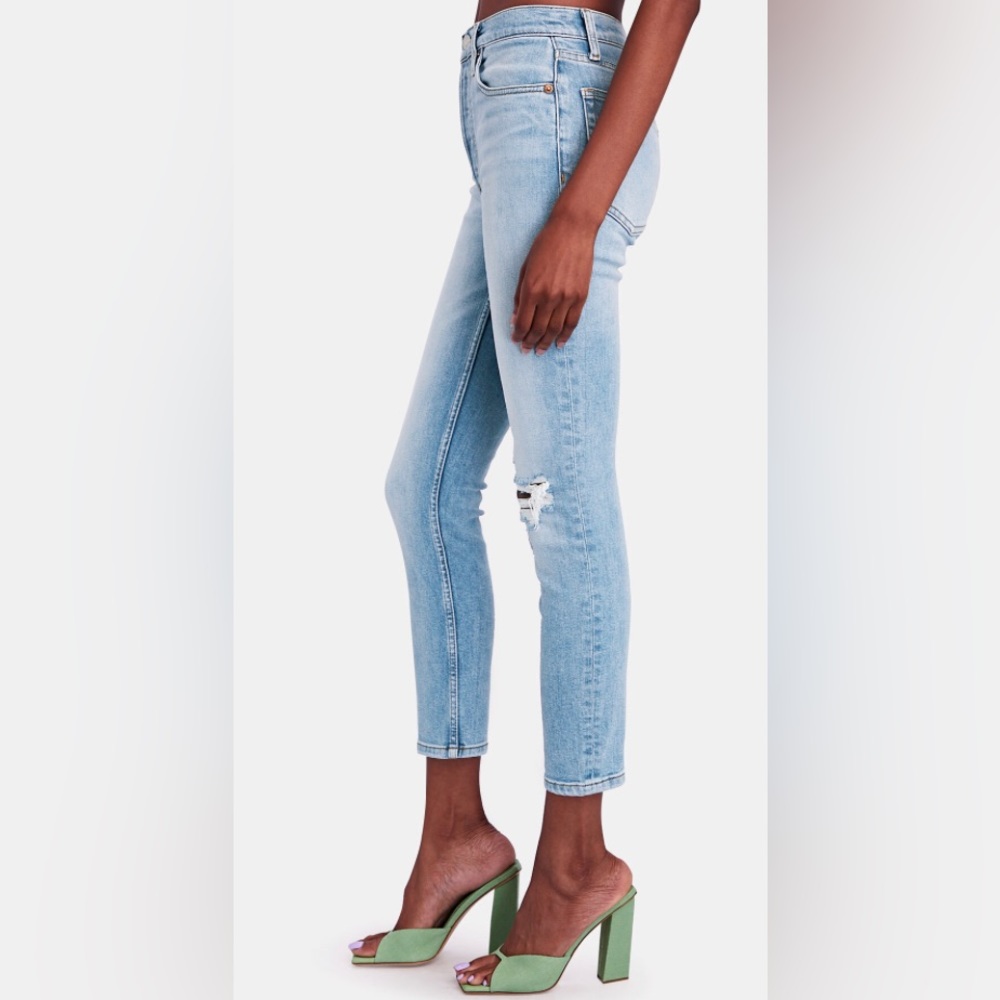 RE/DONE 90s High-Rise Ankle Crop Jeans. NWT. Size 30